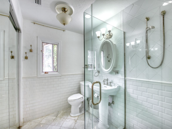 Experience Luxury at this Historic House in Lido Key